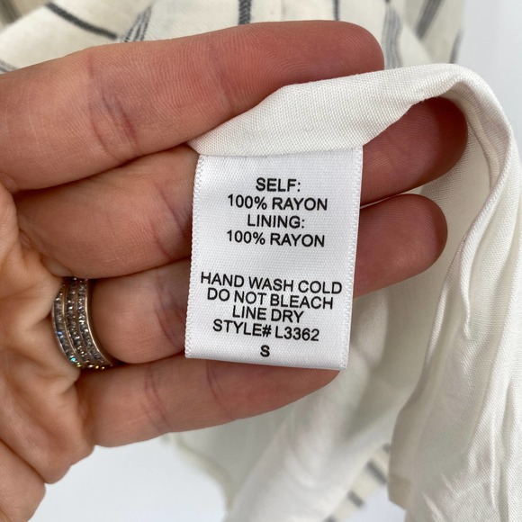 By Together Blaire Striped V Neck Flutter Sleeve Dress Pockets Small - Picture 5 of 7